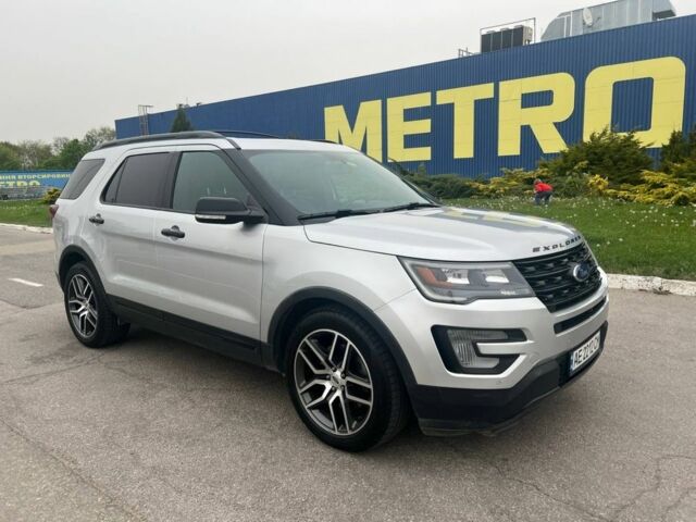 Сірий Форд Експлорер, об'ємом двигуна 3.5 л та пробігом 136 тис. км за 25000 $, фото 1 на Automoto.ua