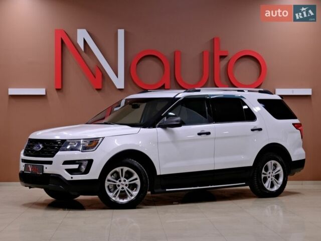 Серый Форд Эксплорер, объемом двигателя 3.7 л и пробегом 166 тыс. км за 14900 $, фото 1 на Automoto.ua