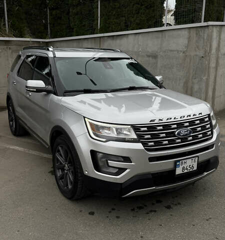 Сірий Форд Експлорер, об'ємом двигуна 3.5 л та пробігом 153 тис. км за 20000 $, фото 1 на Automoto.ua