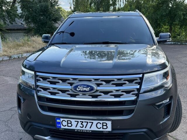 Серый Форд Эксплорер, объемом двигателя 3.5 л и пробегом 125 тыс. км за 465 $, фото 1 на Automoto.ua
