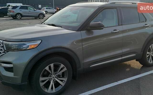 Серый Форд Эксплорер, объемом двигателя 3 л и пробегом 81 тыс. км за 37900 $, фото 1 на Automoto.ua