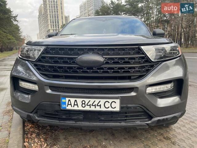Серый Форд Эксплорер, объемом двигателя 2.26 л и пробегом 40 тыс. км за 27500 $, фото 1 на Automoto.ua