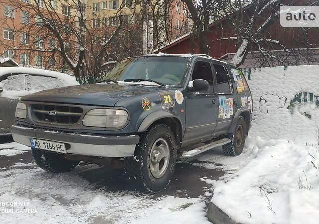 Синій Форд Експлорер, об'ємом двигуна 4 л та пробігом 244 тис. км за 3000 $, фото 1 на Automoto.ua