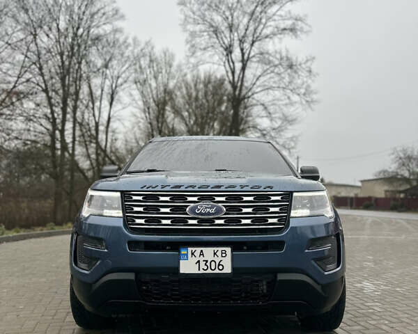 Синій Форд Експлорер, об'ємом двигуна 3.7 л та пробігом 249 тис. км за 15500 $, фото 1 на Automoto.ua