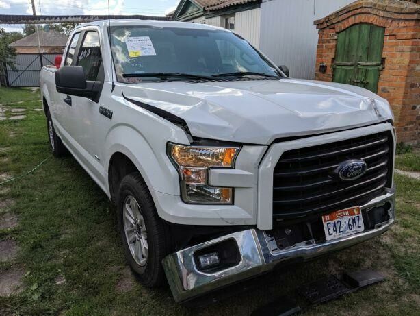 Білий Форд Ф-150, об'ємом двигуна 2.7 л та пробігом 130 тис. км за 15990 $, фото 1 на Automoto.ua