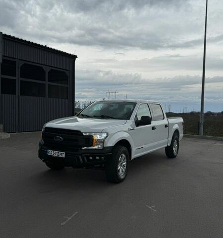 Білий Форд Ф-150, об'ємом двигуна 2.69 л та пробігом 145 тис. км за 29999 $, фото 1 на Automoto.ua