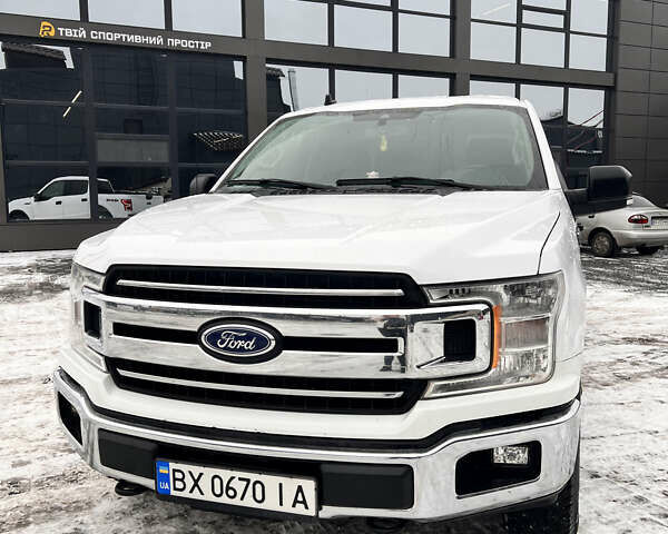 Білий Форд Ф-150, об'ємом двигуна 2.7 л та пробігом 200 тис. км за 27000 $, фото 1 на Automoto.ua