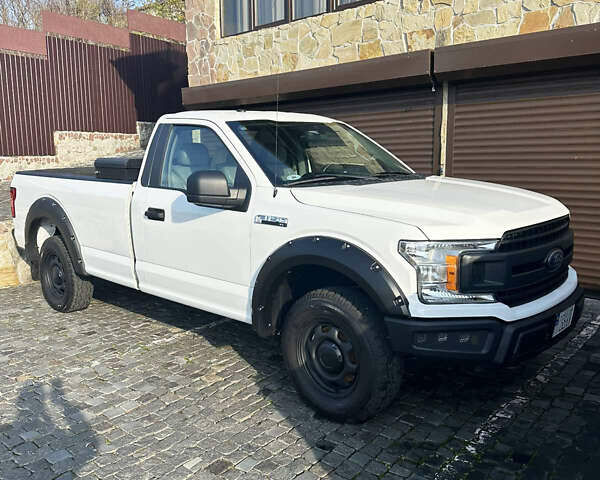 Белый Форд Ф-150, объемом двигателя 3.34 л и пробегом 182 тыс. км за 28000 $, фото 1 на Automoto.ua