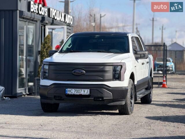Белый Форд Ф-150, объемом двигателя 0 л и пробегом 29 тыс. км за 41000 $, фото 1 на Automoto.ua