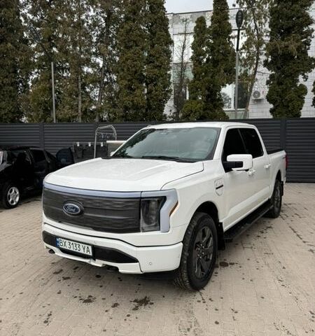 Белый Форд Ф-150, объемом двигателя 0 л и пробегом 30 тыс. км за 55000 $, фото 1 на Automoto.ua