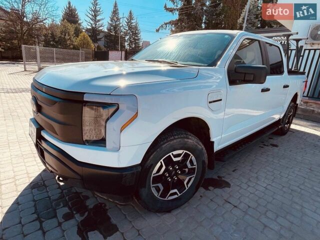 Белый Форд Ф-150, объемом двигателя 0 л и пробегом 26 тыс. км за 42500 $, фото 1 на Automoto.ua