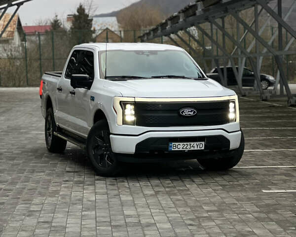 Белый Форд Ф-150, объемом двигателя 0 л и пробегом 6 тыс. км за 44900 $, фото 1 на Automoto.ua