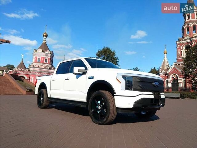 Белый Форд Ф-150, объемом двигателя 0 л и пробегом 9 тыс. км за 48900 $, фото 1 на Automoto.ua