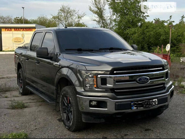 Серый Форд Ф-150, объемом двигателя 3.34 л и пробегом 120 тыс. км за 33333 $, фото 1 на Automoto.ua