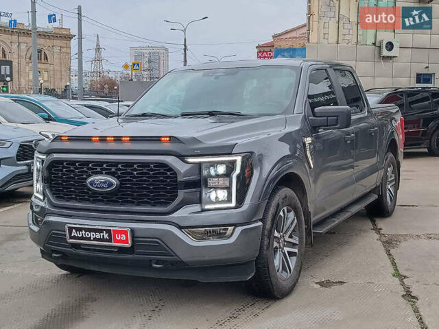 Серый Форд Ф-150, объемом двигателя 2.7 л и пробегом 185 тыс. км за 30940 $, фото 1 на Automoto.ua