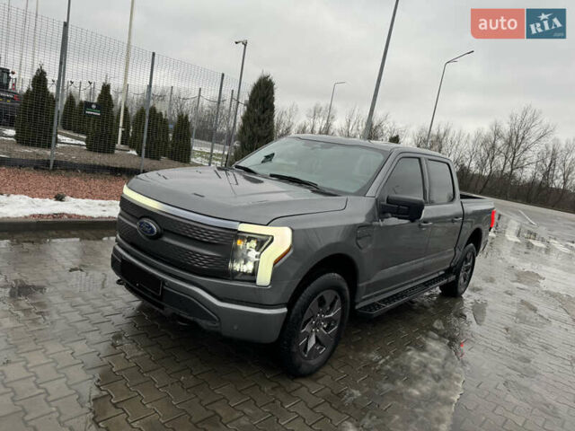 Сірий Форд Ф-150, об'ємом двигуна 0 л та пробігом 13 тис. км за 47000 $, фото 1 на Automoto.ua