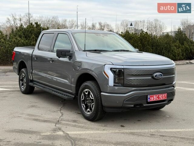 Сірий Форд Ф-150, об'ємом двигуна 0 л та пробігом 13 тис. км за 37999 $, фото 1 на Automoto.ua