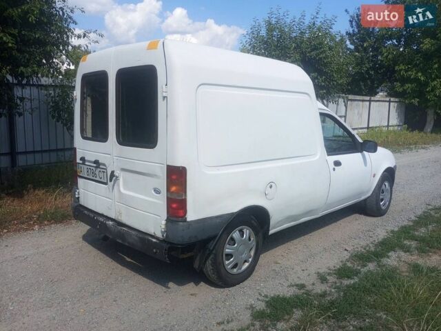 Белый Форд Ф-750, объемом двигателя 1.3 л и пробегом 200 тыс. км за 850 $, фото 1 на Automoto.ua