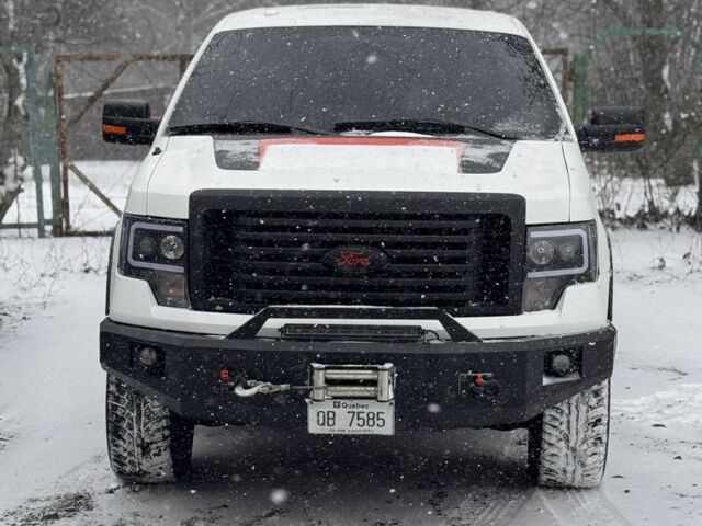 Белый Форд F-Series, объемом двигателя 5 л и пробегом 355 тыс. км за 12000 $, фото 1 на Automoto.ua