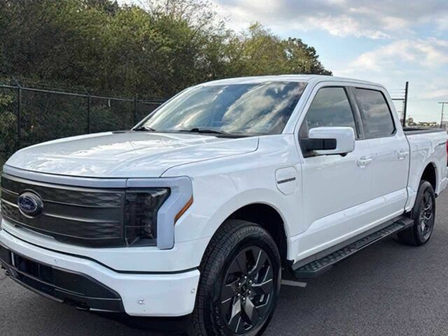 Белый Форд F-Series, объемом двигателя 0 л и пробегом 24 тыс. км за 16800 $, фото 1 на Automoto.ua