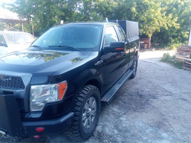 Чорний Форд F-Series, об'ємом двигуна 5 л та пробігом 350 тис. км за 9019 $, фото 1 на Automoto.ua