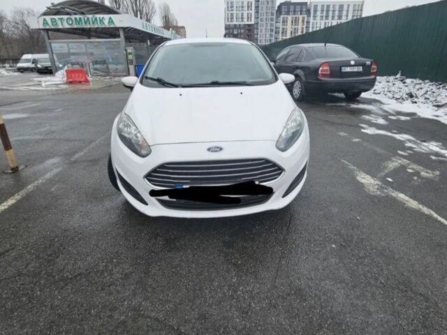 Білий Форд Фестіва, об'ємом двигуна 0 л та пробігом 90 тис. км за 6700 $, фото 1 на Automoto.ua