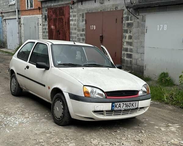 Белый Форд Фиеста, объемом двигателя 1.3 л и пробегом 58 тыс. км за 2500 $, фото 1 на Automoto.ua