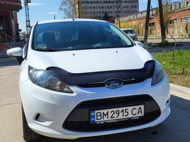 Білий Форд Фієста, об'ємом двигуна 1.2 л та пробігом 83 тис. км за 6500 $, фото 1 на Automoto.ua