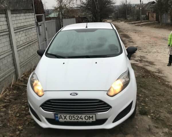 Белый Форд Фиеста, объемом двигателя 1.24 л и пробегом 187 тыс. км за 6200 $, фото 1 на Automoto.ua