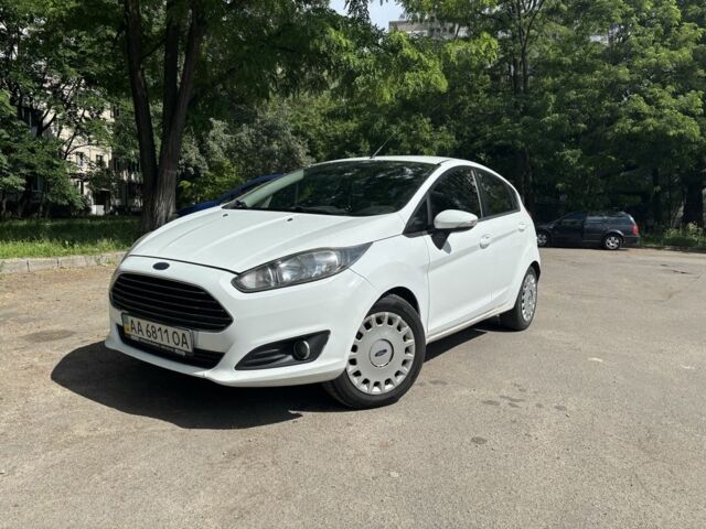Білий Форд Фієста, об'ємом двигуна 1.5 л та пробігом 245 тис. км за 5893 $, фото 1 на Automoto.ua