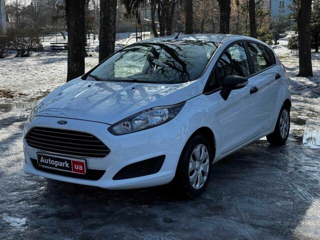 Белый Форд Фиеста, объемом двигателя 1 л и пробегом 108 тыс. км за 6590 $, фото 1 на Automoto.ua