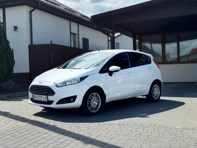Білий Форд Фієста, об'ємом двигуна 1.5 л та пробігом 181 тис. км за 7200 $, фото 1 на Automoto.ua