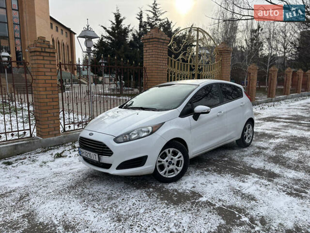 Білий Форд Фієста, об'ємом двигуна 1.6 л та пробігом 123 тис. км за 8300 $, фото 1 на Automoto.ua