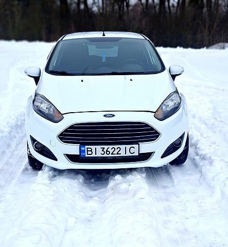 Білий Форд Фієста, об'ємом двигуна 1 л та пробігом 14000 тис. км за 6500 $, фото 1 на Automoto.ua