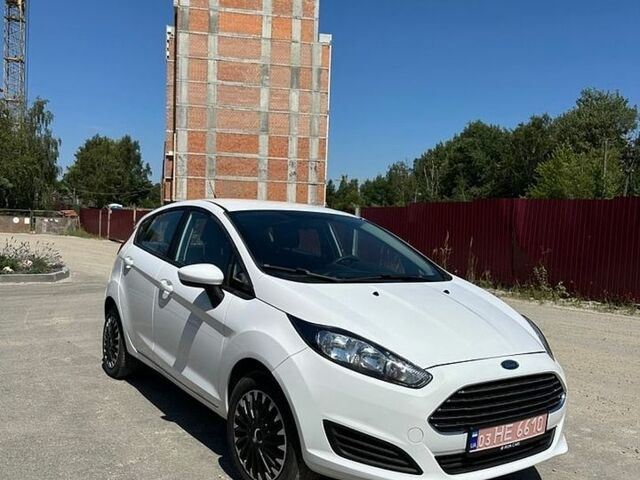 Білий Форд Фієста, об'ємом двигуна 0 л та пробігом 164 тис. км за 7250 $, фото 1 на Automoto.ua