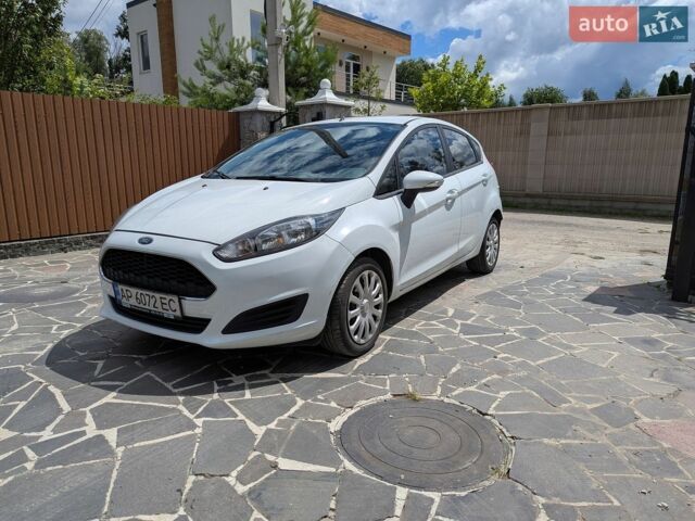 Білий Форд Фієста, об'ємом двигуна 1.24 л та пробігом 84 тис. км за 6700 $, фото 1 на Automoto.ua