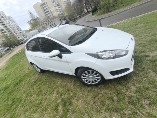 Білий Форд Фієста, об'ємом двигуна 1.2 л та пробігом 79 тис. км за 6700 $, фото 1 на Automoto.ua