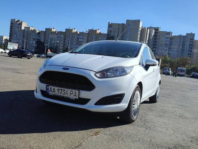 Белый Форд Фиеста, объемом двигателя 1.24 л и пробегом 151 тыс. км за 6800 $, фото 1 на Automoto.ua