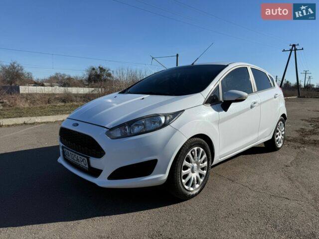 Білий Форд Фієста, об'ємом двигуна 1.24 л та пробігом 178 тис. км за 7000 $, фото 1 на Automoto.ua