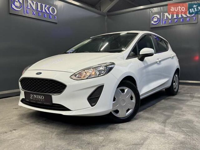 Белый Форд Фиеста, объемом двигателя 1.08 л и пробегом 83 тыс. км за 8300 $, фото 1 на Automoto.ua