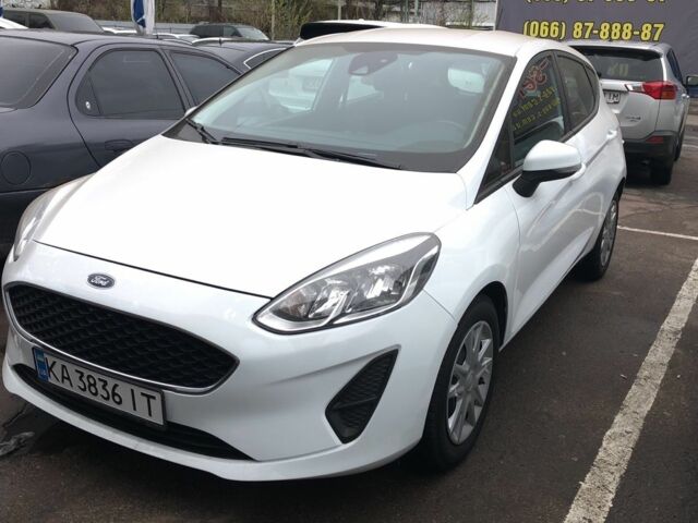 Белый Форд Фиеста, объемом двигателя 1 л и пробегом 90 тыс. км за 15000 $, фото 1 на Automoto.ua