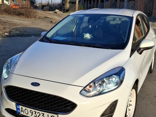Белый Форд Фиеста, объемом двигателя 1 л и пробегом 95 тыс. км за 331 $, фото 1 на Automoto.ua