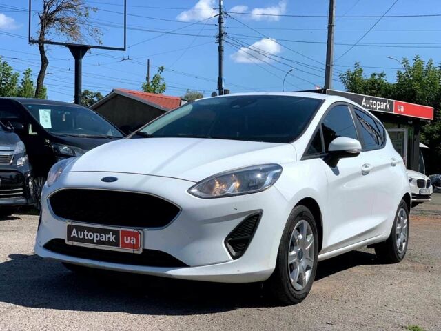 Белый Форд Фиеста, объемом двигателя 1 л и пробегом 128 тыс. км за 6967 $, фото 1 на Automoto.ua