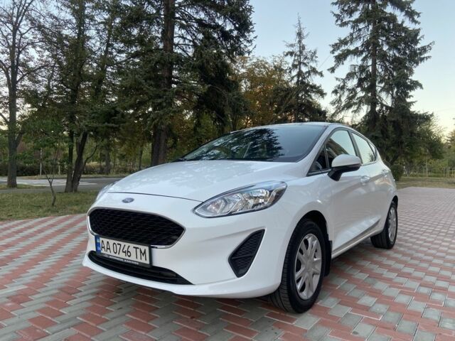 Белый Форд Фиеста, объемом двигателя 1.1 л и пробегом 108 тыс. км за 8200 $, фото 1 на Automoto.ua