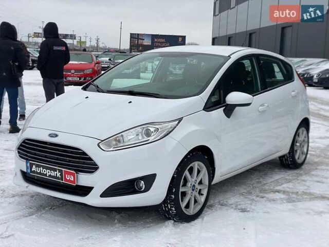 Белый Форд Фиеста, объемом двигателя 1.6 л и пробегом 66 тыс. км за 9790 $, фото 1 на Automoto.ua