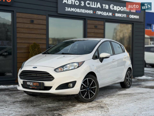 Белый Форд Фиеста, объемом двигателя 1.6 л и пробегом 83 тыс. км за 10999 $, фото 1 на Automoto.ua