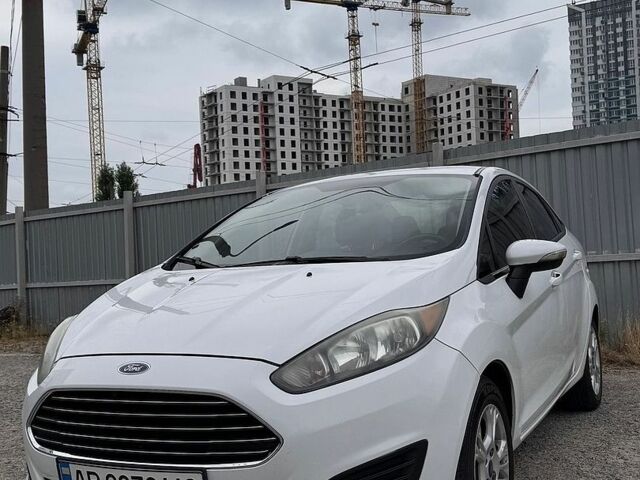 Білий Форд Фієста, об'ємом двигуна 1.6 л та пробігом 190 тис. км за 6400 $, фото 1 на Automoto.ua