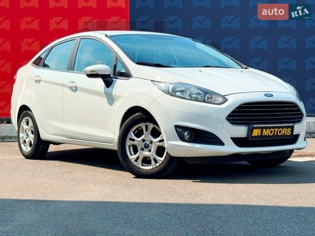Білий Форд Фієста, об'ємом двигуна 1.6 л та пробігом 139 тис. км за 8200 $, фото 1 на Automoto.ua