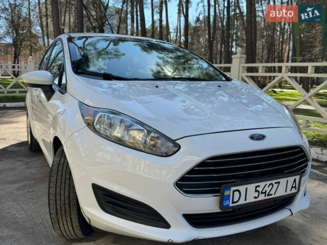 Белый Форд Фиеста, объемом двигателя 1.6 л и пробегом 255 тыс. км за 6450 $, фото 1 на Automoto.ua
