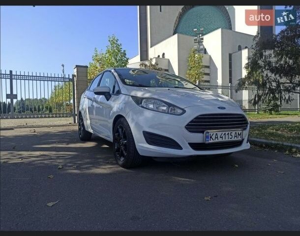 Белый Форд Фиеста, объемом двигателя 1.6 л и пробегом 182 тыс. км за 7000 $, фото 1 на Automoto.ua
